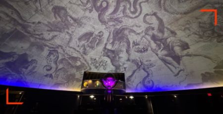 ISCVE - Auri improves assistive listening at St. Louis planetarium - Web Image - (600x300px)